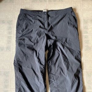 Ll bean Nylon Adjustable Waist Nylon Capri Pants